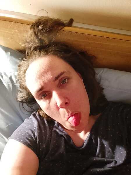 Hornyslut profile photo