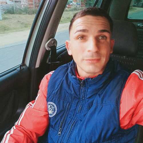 tomas33
