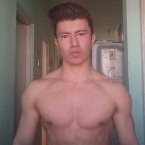 AttractiveLegendiecbaj