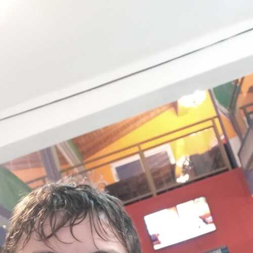 Lucxuz