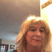 trinaholt61