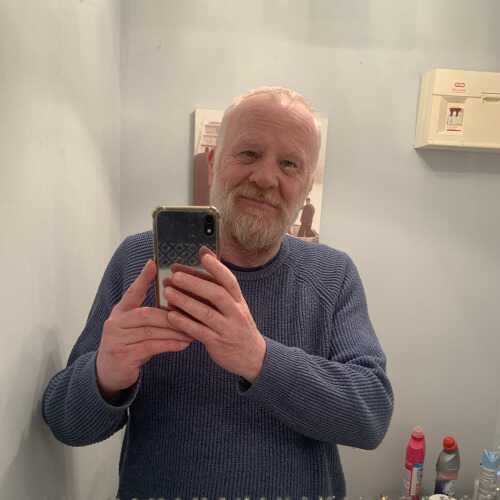 HappyOptimistgggbef