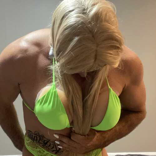 Sissyca040