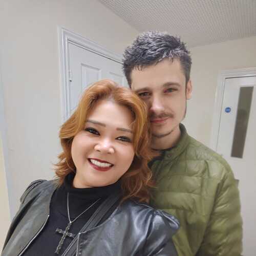 Fun Surrey couple