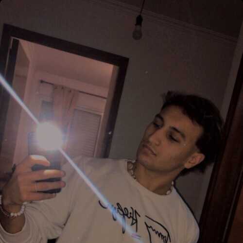 Tomas