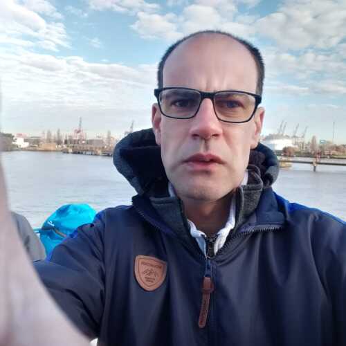 adrianmendezmu438
