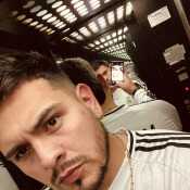 Junior 