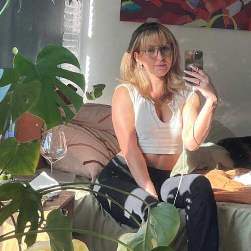 k8nyyWy2