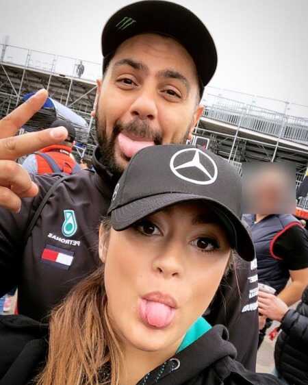 Mr and Mrs Curious profile photo