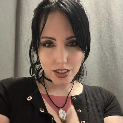 CuriousQueen778ec7