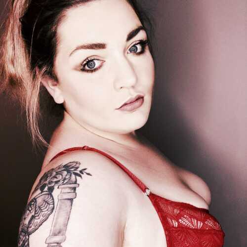 Submissive charlee
