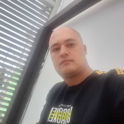 Alejandro9877
