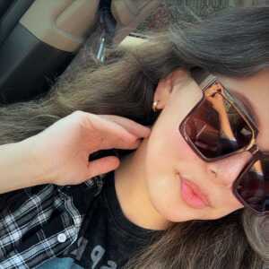 AttractiveHeartt8839