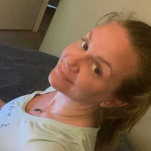 AlluringWriter15ea41