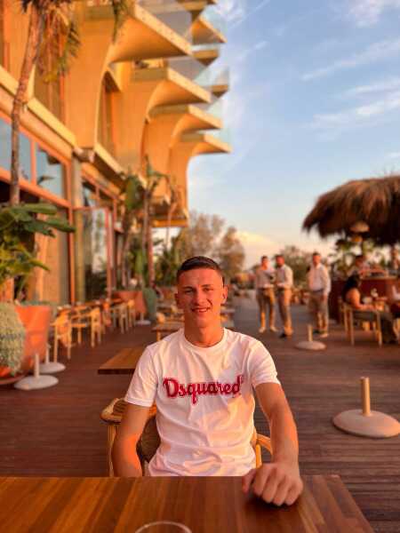 Nikolasss profile photo