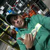 leon9220v