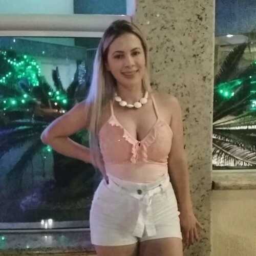 EmmaCarla34