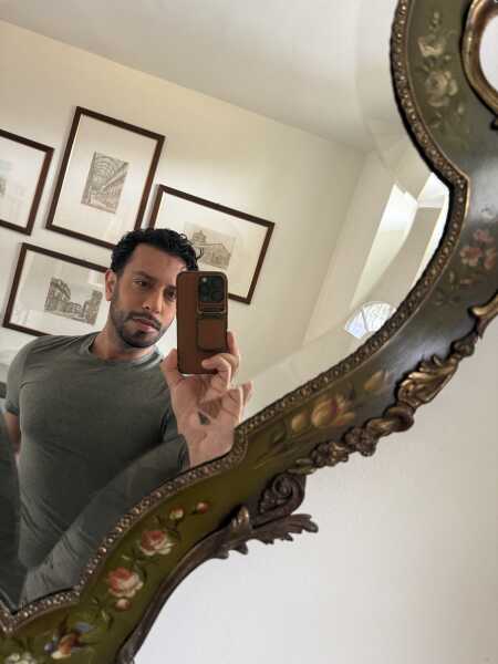 footsl483 profile photo