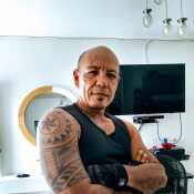 holmes2075