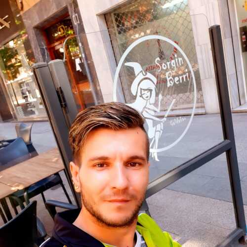 Valy89