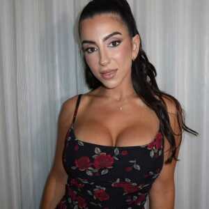StrongQueen32ffd6