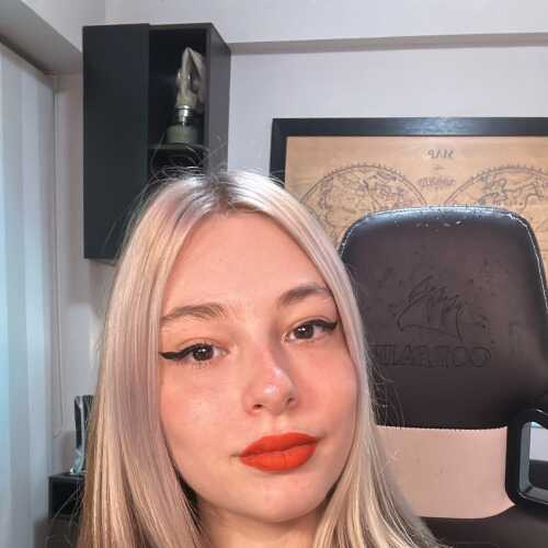 Ava 