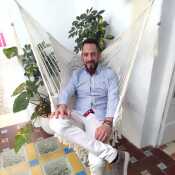 Manucris