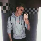 Studhard1469