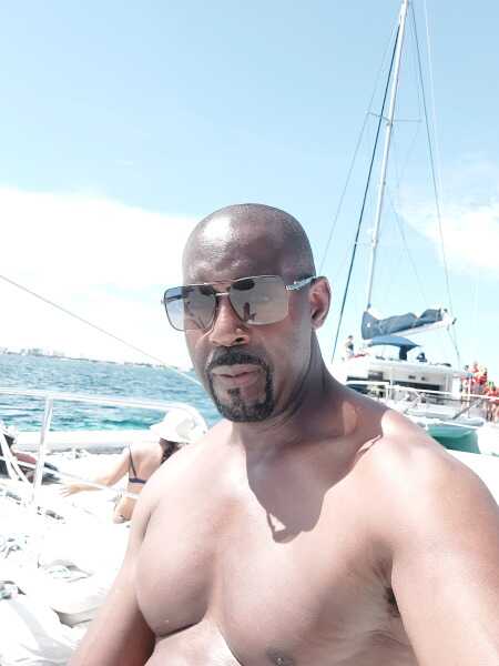 Dark chocolate 1. profile photo