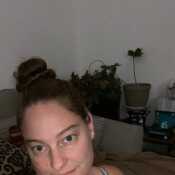 sue