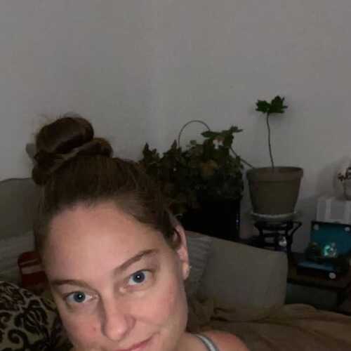 sue