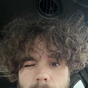 FlirtyHiker44