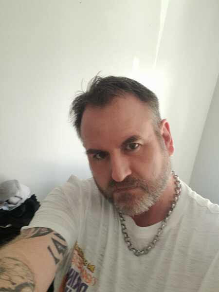 Letsplayhard profile photo