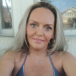 StunningEmpowerer42c6dd