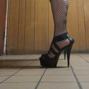 leftalonebynic026