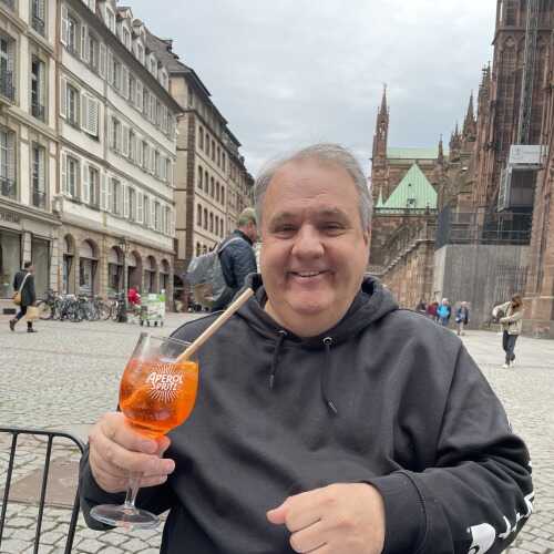 Daniel 6990