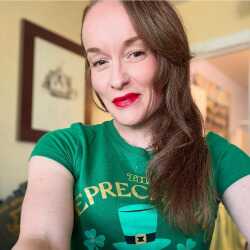 looking for sex is Maturewoman , 44 from from Casper