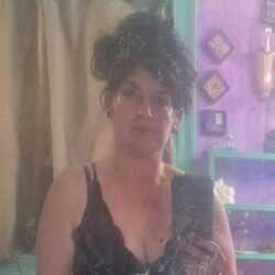 looking for sex is toxic_CandY , 40 from from New London