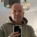 Male looking's profile picture