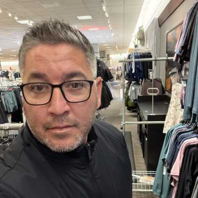 Man, 47, man member in Roseville