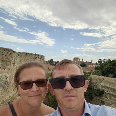 Couple, 48 and 49, couple member in Rotherhithe