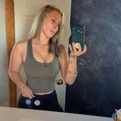 looking for sex is MagneticCompanion34d1ff , 40 from from Eugene