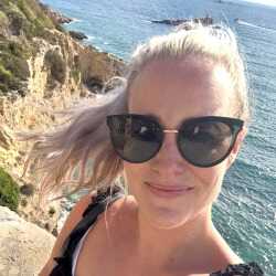 looking for sex is SparklingLover , 39 from from Pierre