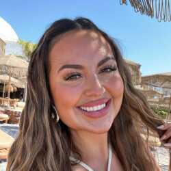 looking for sex is Alaina , 31 from from Canada