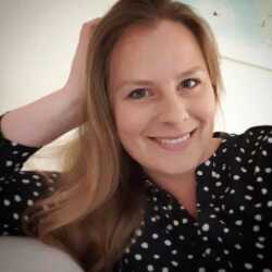 looking for sex is cockylover103 , 37 from from Bradford