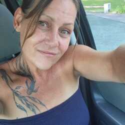 looking for sex is willEELLA , 45 from from Jacksonville