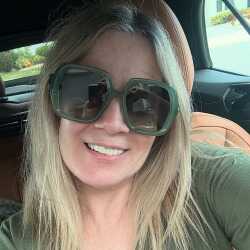 looking for sex is Lindakitttieies , 46 from from Denver