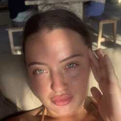 looking for sex is rhodenki , 27 from from Warwick